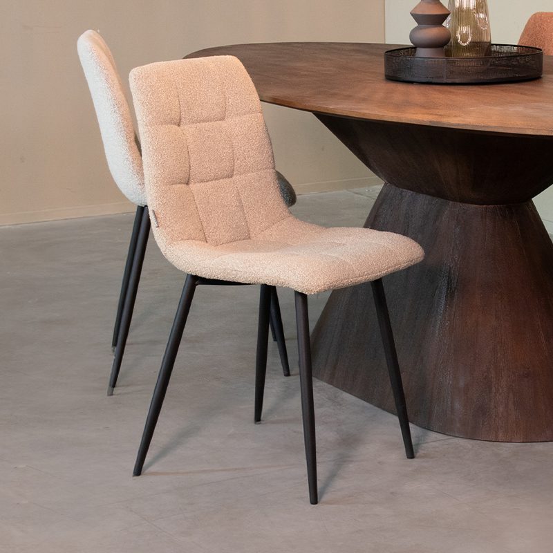 LABEL51- Eetkamerstoel Juul - Zand - Boucle - Zwart Metalen Frame